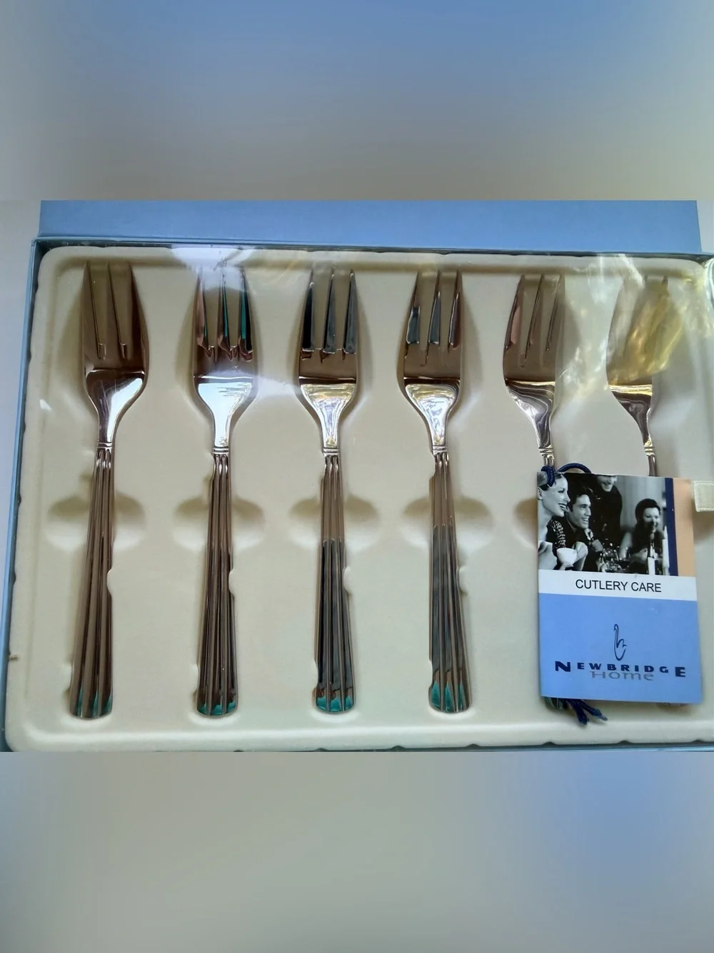 Newbridge Home Nova 6-Piece Pastry Fork Set Stainless Steel Silver Striped K1011